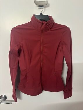 $113! LULULEMON RIBBED NULUX RUNNING JACKET SIZE 10. UNWORN! FREE SHIPPING